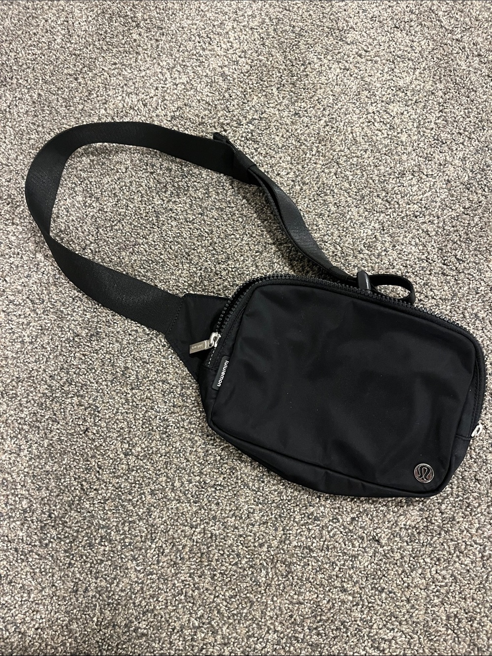 lululemon athletica Black Men's Sling Belt Bag
